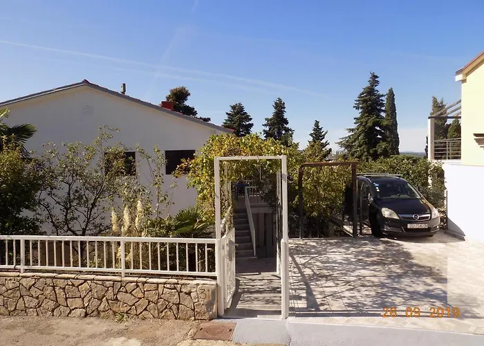 Apartament With A Parking Space Selce, Crikvenica - 15244 *