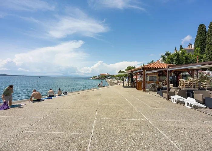 Appartement With A Parking Space Selce, Crikvenica - 15244